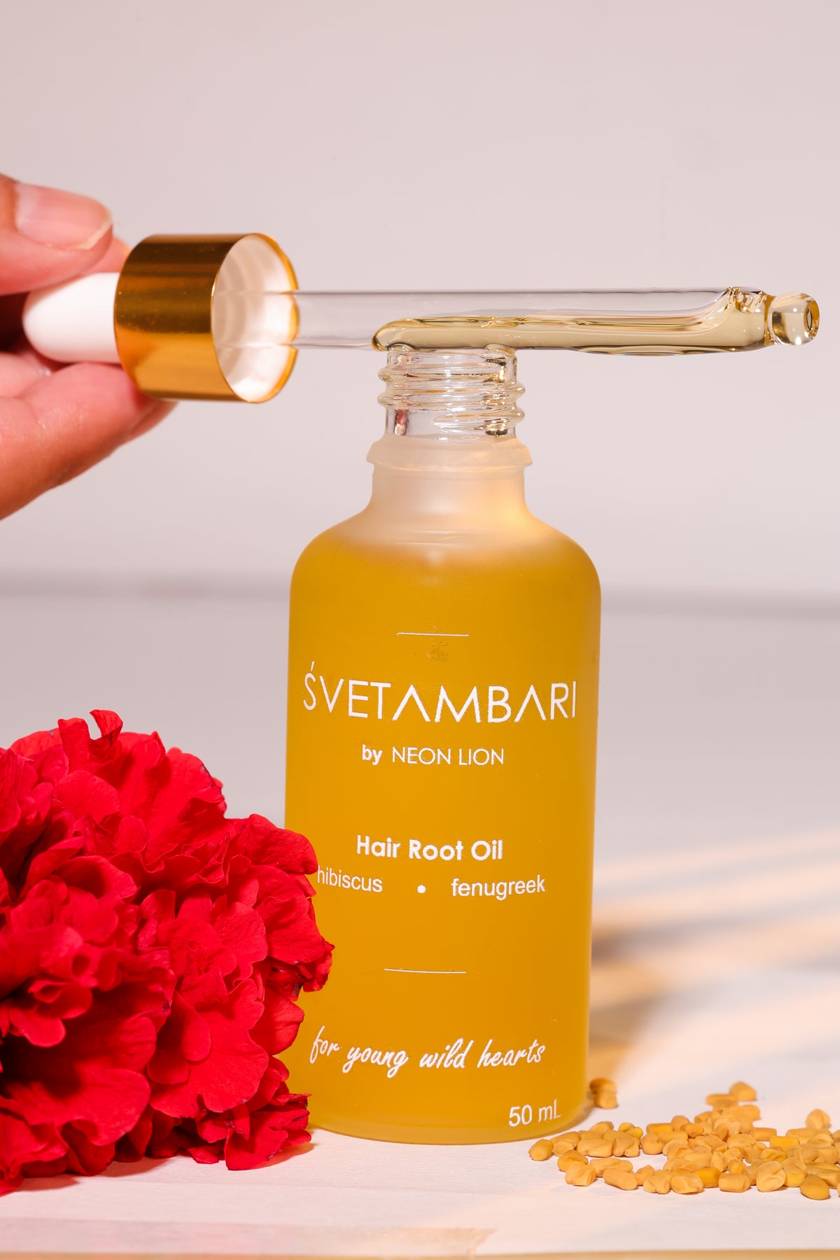 Śvetambari Hair Oil - Hibiscus & Fenugreek